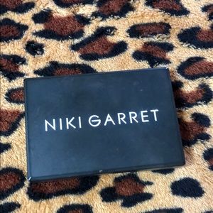 Niki garret contour duo